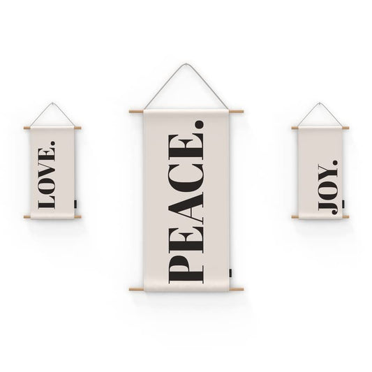 مجموعة ملصقات قماشية مكونة من 3 قطع بعنوان "السلام"، وهي مجموعة ديكور فني للحائط مع لوحة كبيرة (90×44 سم) ولوحتين صغيرتين (42×22 سم)، بتصميم ملهم لغرفة معيشة هادئة أو ديكور غرفة نوم.