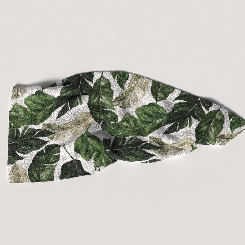 Richy Leaf Beach Towel, a Soft and Absorbent Towel for Adults and Kids, 70x140 cm, Green & White, a Quick-Drying and Sand-Resistant Towel for the Beach, Pool, Travel, or Yoga