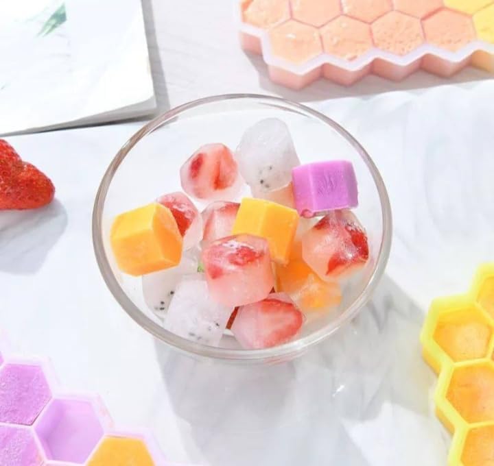 2 blue Ice Cube Trays with Removable Lids Silica Gel Ice Cube Mold BPA Free ???? ?????? ????? ????? ???? ??? ???? ??? ??? ???? ????? ?? ?????