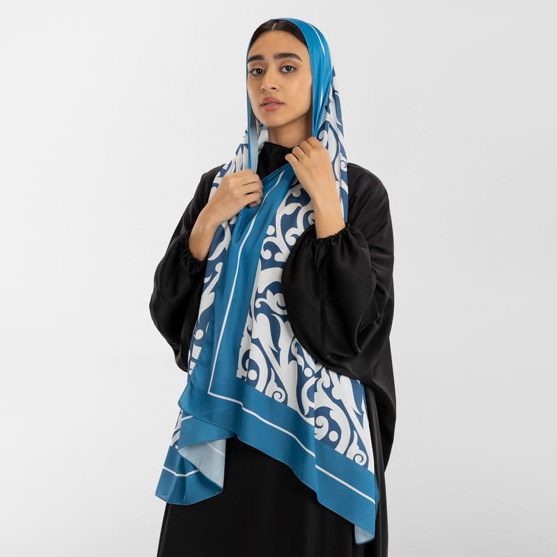 Isdal Al-Hedaya Women's Prayer Dress, a One-Piece Garment in Blue & Black made from Smooth Satin Fabric for Complete Coverage, One Size Fits All, an Elegant and Comfortable Khimar for Salah