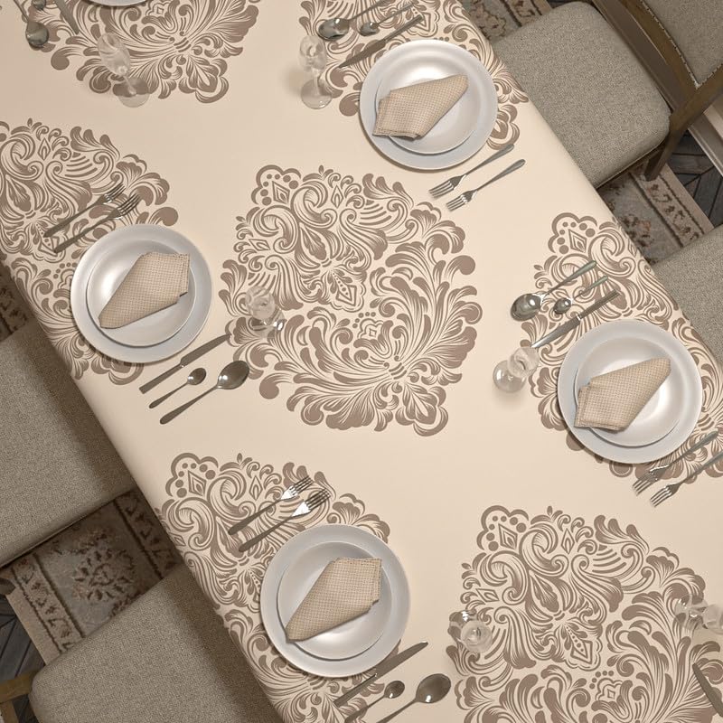Queen Tablecloth and Napkins Set - 6 Pieces - Satin Material