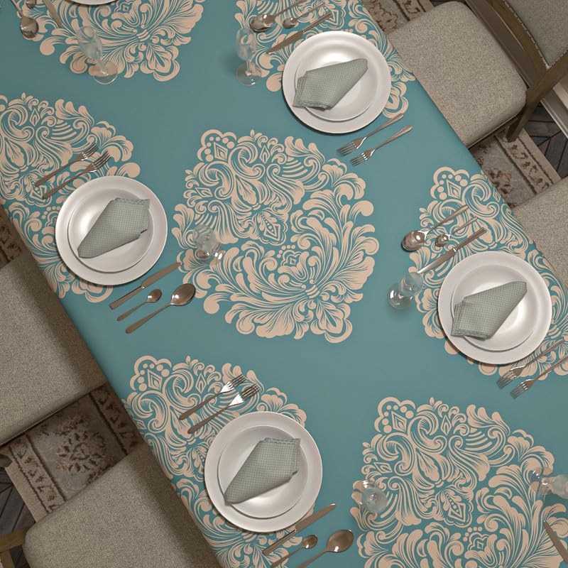 Queen Tablecloth and Napkins Set - 6 Pieces - Satin Material