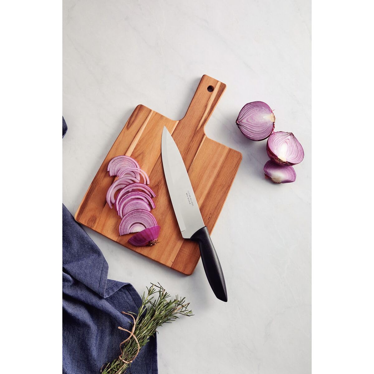 Plenus Stainless Steel Chef Knife with Handle, 8-Inch Blade, Black - Designed for High Performance and Durability, Ideal for Professional and Home Kitchens, Precision Crafted for