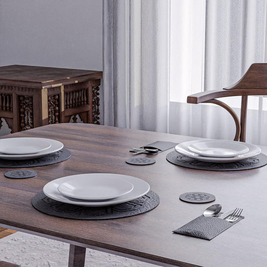 طقم مفارش سفرة من الجلد من "نجمة" - طاولة طعام من الجلد الصناعي المقاوم للحرارة - مقاوم للماء وسهل التنظيف - لون هافان