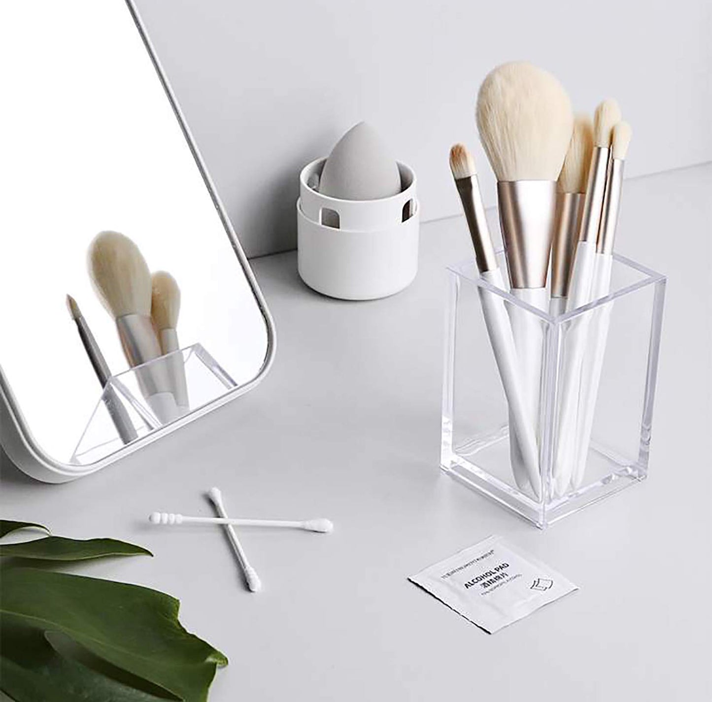 4-Pack Large and Thick Clear Acrylic Pen Holders, Modern Makeup Brush Holder Cups, Heavy-Duty Desktop Pencil and Stationery Organizer Set for School, Home, and Office Desk Accessories