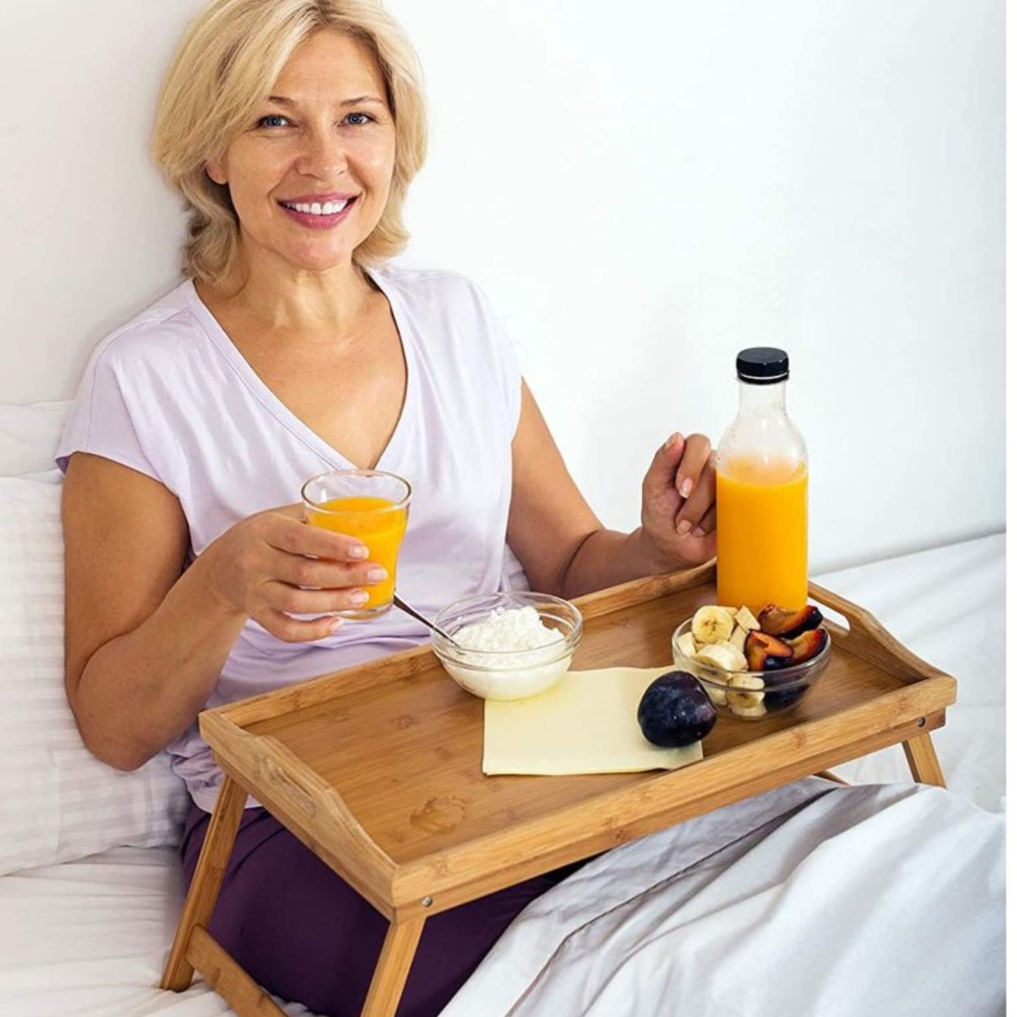 Bed Table with Folding Legs, Multifunctional Breakfast Tray, Natural and Simple Design - Bamboo