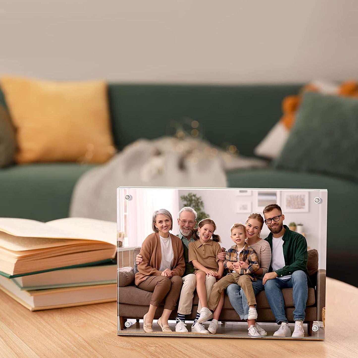 Clear Acrylic Magnetic Photo Frame 12.5 x 17.5 cm, Double-Sided Desktop Picture Display, Free-Standing Thick Frame for Family Memories, Gifts, Office or Home Use