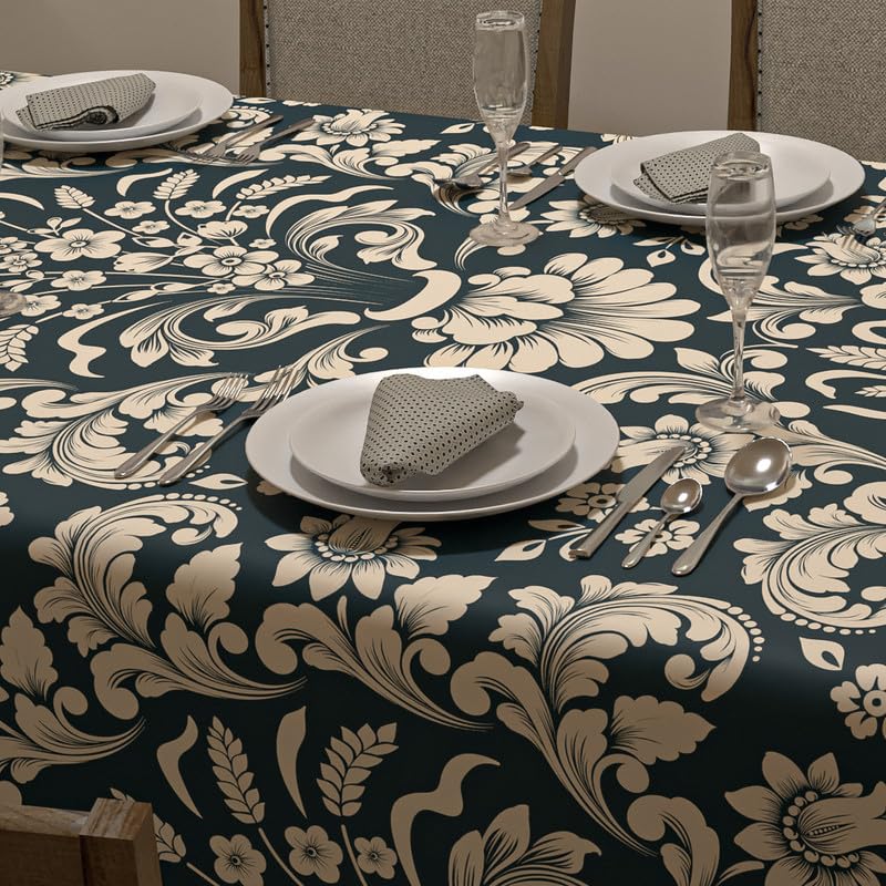 Helen Tablecloth and Napkins Set - 6 Pieces - Satin Material