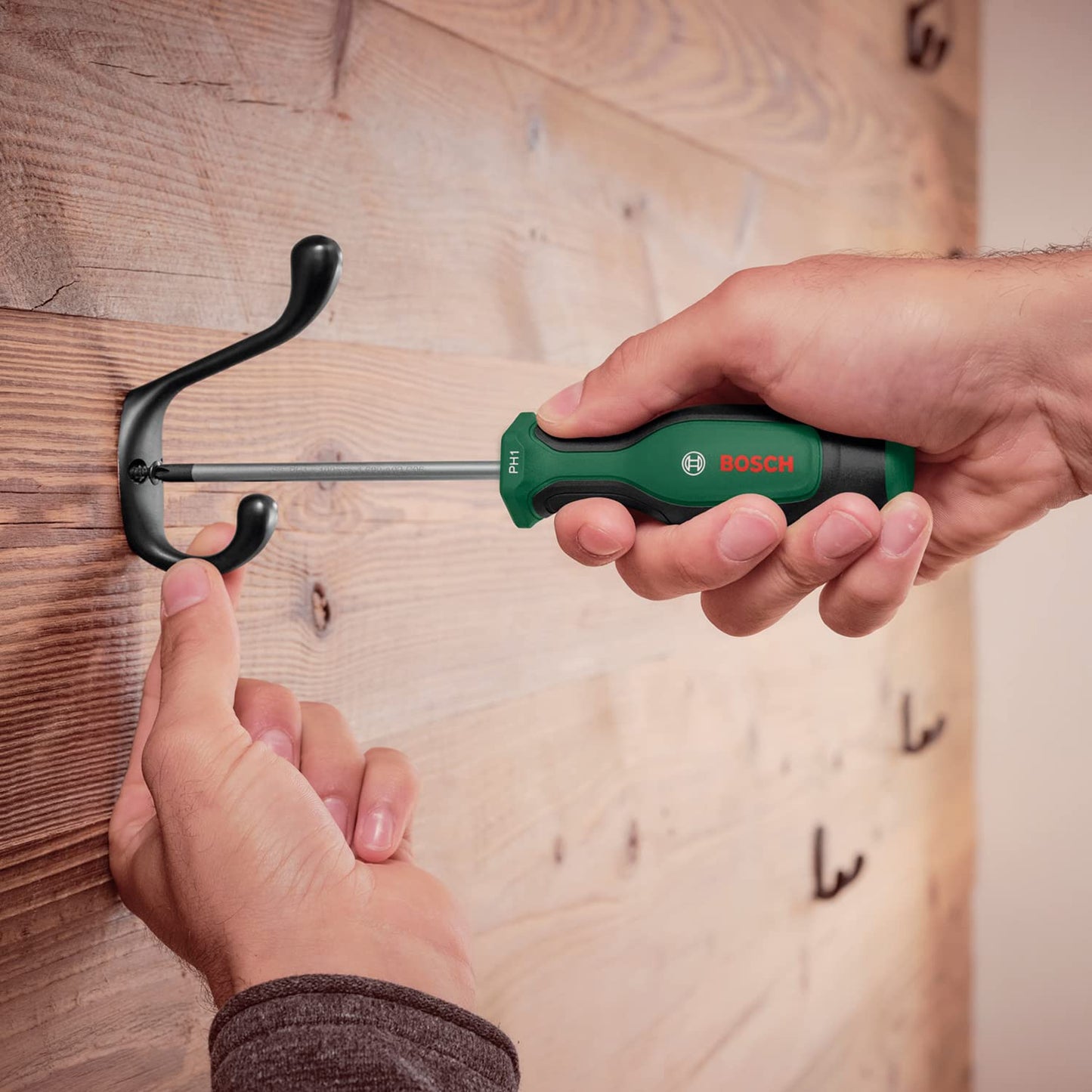 Bosch Screwdriver Set 8-Piece (8X High-Performance Screwdrivers for DIY; S2 Steel; Softgrip; Magnetic Tip)