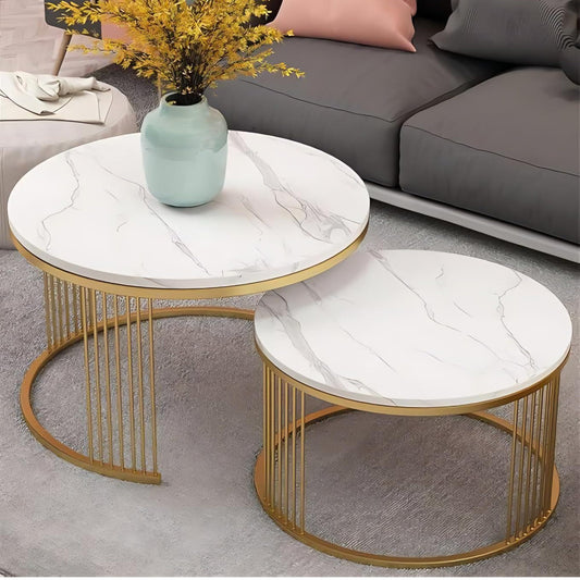 طاولات قهوة متداخلة، رخام صناعي وأناقة ذهبية، مجموعة من طاولتين دائريتين بقاعدة معدنية، 65×65×45 سم، تصميم موفر للمساحة لغرفة المعيشة، طاولات جانبية للمنزل