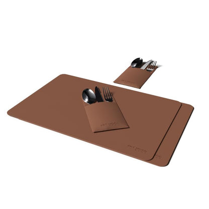 Leather Placemats and Cover Holder - Set of 2 Placemats, 2 Cover Holders Durable for Dinner Plate, Dining Table