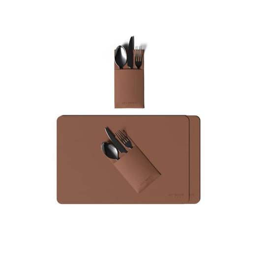 Leather Placemats and Cover Holder - Set of 2 Placemats, 2 Cover Holders Durable for Dinner Plate, Dining Table