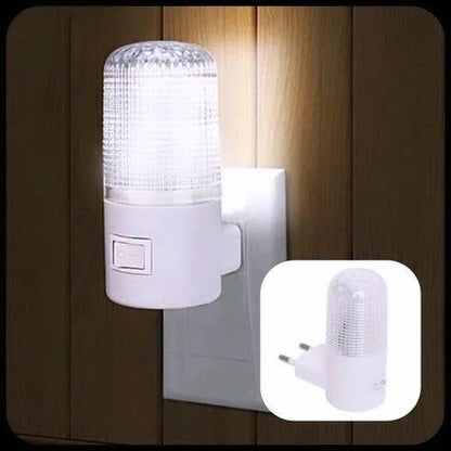 إضاءة ليلية ليد موفرة للطاقة مصممة لتوفير إضاءة خافتة ومريحة للعين تركيب مباشر دون الحاجة لأي توصيلات إضافية مما يجعلها مثالية لغرف النوم الممرات،غرف الأطفال الحمامات، المطابخ - نجفة شوبIEL-304