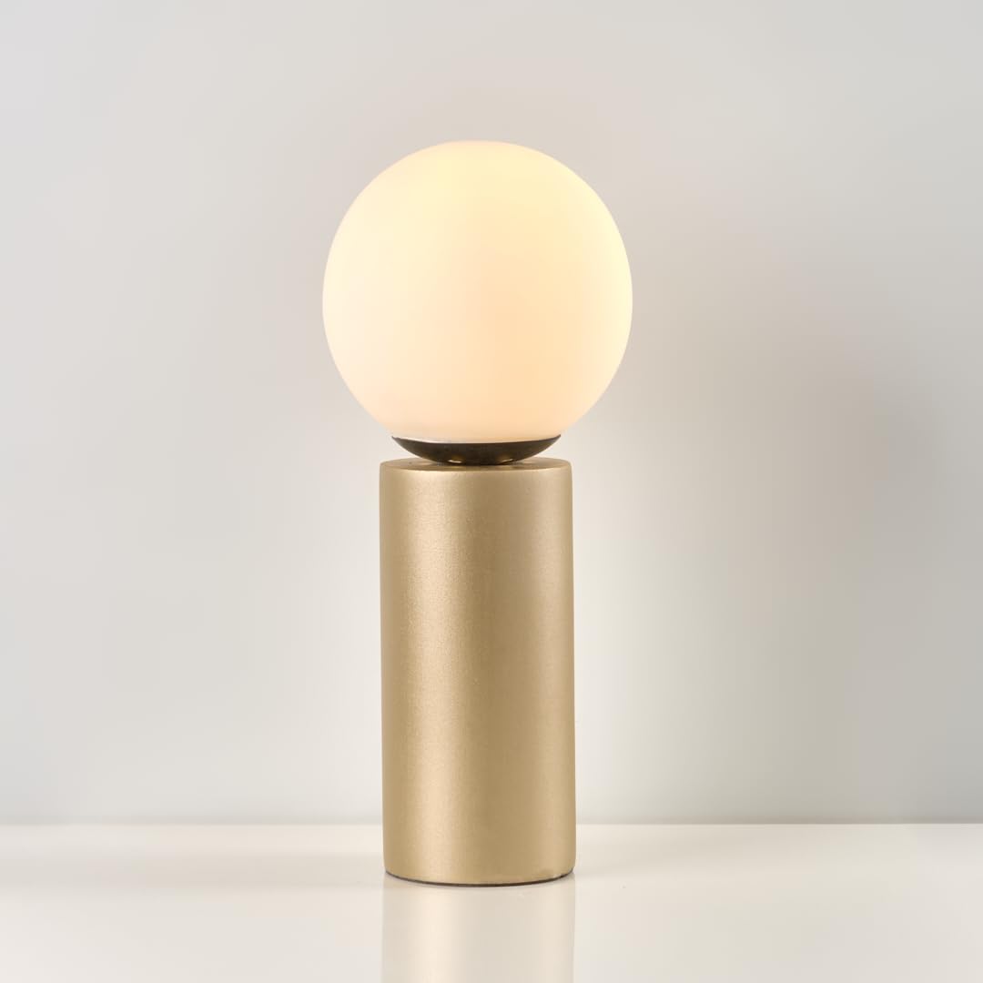 ريفا اباجوره مودرن من الخشب الزان الطبيعي عالي الجوده لون شامبيين وكلوب زجاج مستورد من نجفه شوب Riva modern table lamp from nagafa shop TB72-CH