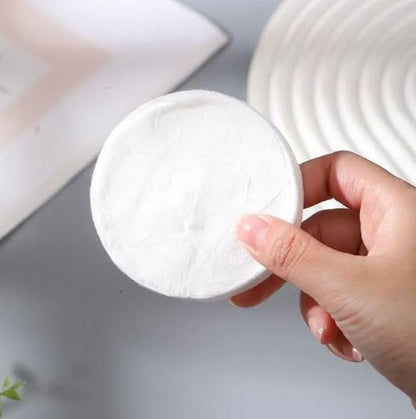 Doyelex® 20 Pieces Magic Coin Tablet Tissue, Magic Tablet Disposable Pure Cotton Towel Tissues Paper, Compressed Portable Facial Towel Water Wet Wipes For Outdoor Travel (1 Pack of 20 Pcs)