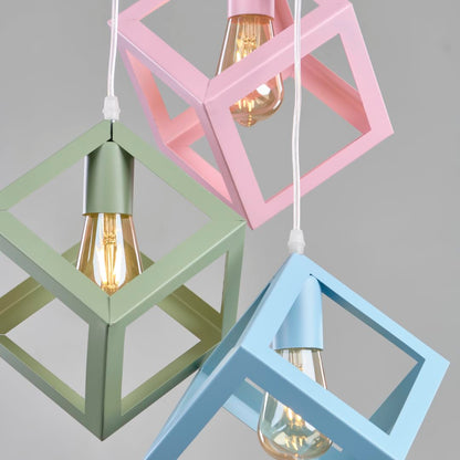دلايه علي شكل مكعبات الوان متعدده مناسبه لغرف الاطفال وغرف المعيشه وجميع المساحات من نجفة شوب Nagafa shop multicolor cube pendant MMC1019