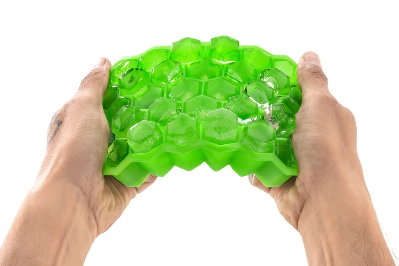Windbuzz Flexible Silicone Honeycomb 37 Cavity Ice Cube Tray with Lid Trays for Freezer Moulds Small Cubes Whiskey Fridge Bar Soft Ice Cube Tray (Multicolor) (1)
