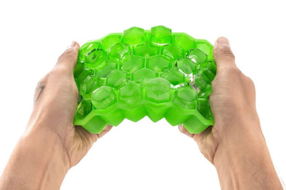 Windbuzz Flexible Silicone Honeycomb 37 Cavity Ice Cube Tray with Lid Trays for Freezer Moulds Small Cubes Whiskey Fridge Bar Soft Ice Cube Tray (Multicolor) (1)