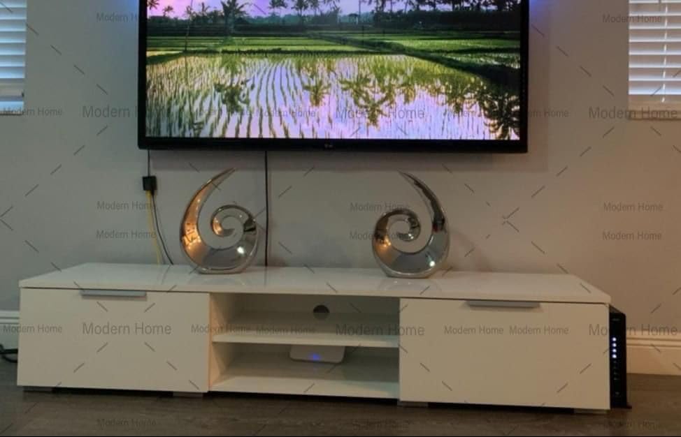 TV Unit in Clean White Finish, Large 160cm Entertainment Center Console Suitable for Big Screens and Decor, Sleek and Minimalist Design for Living Room