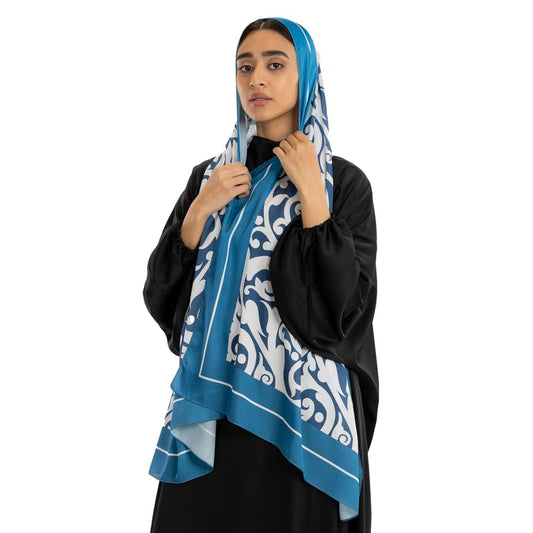 Isdal Al-Hedaya Women's Prayer Dress, a One-Piece Garment in Blue & Black made from Smooth Satin Fabric for Complete Coverage, One Size Fits All, an Elegant and Comfortable Khimar for Salah
