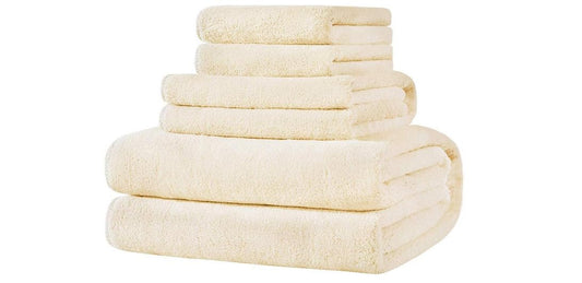 4-Piece Towel Set, 100% Cotton ? Includes 1 Bath Towel 140 cm x 70 cm, 1 Hand Towel 100 cm x 50 cm, 2 Washcloths 30 cm x 30 cm, Quick Dry, Super Soft, Highly Absorbent, No Fade, Cream