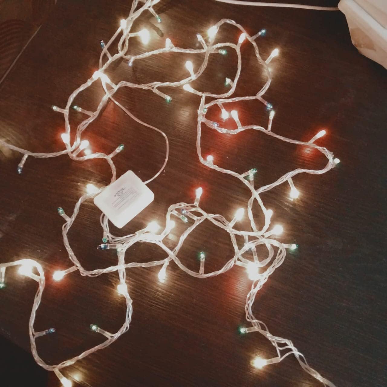 حبال ضوئيه لون اصفر زينه لجميع المناسبات 8 متر ILS-8017 ILS-8017 LED String Lights with 100 LEDs Bulbs Decorative Lights Icicle Wall Lights for Bedroom Patio Parties