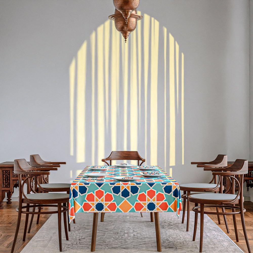 Satin Tablecloth and Napkins Set, High-Quality Satin, 1 Tablecloth and 6 Napkins, Smooth and Silky, Perfect for Dining Tables and Events