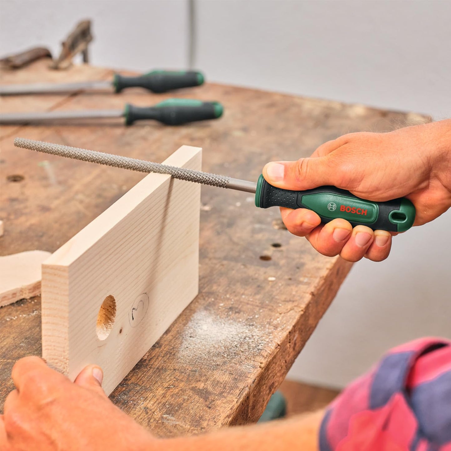 Bosch Rasp Set 3-Piece (Robust Wood Rasp Set incl. Flat/Round/Half-Round Rasps; Hard Carbon Steel; Shaft Length 200mm; Medium Stroke 2; Ergonomic Softgrip)