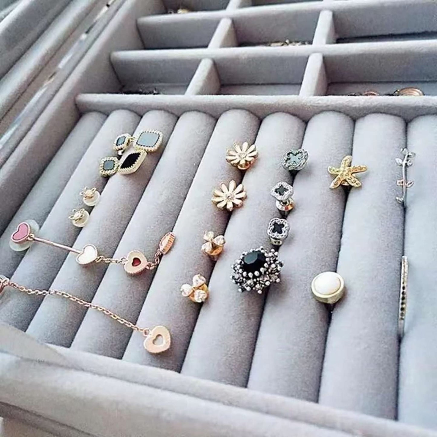 Velvet Jewelry Organizer Box, Clear Glass Lid Storage Case, Multifunction Ring Earrings Necklace Display Holder(gray)