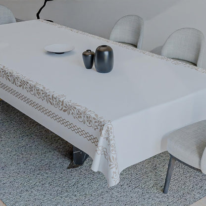 Velvet Tablecloth – Elegant and Durable Polyester Table Cover, Stain-Resistant, Machine Washable, Perfect for Dining, Kitchen & Events