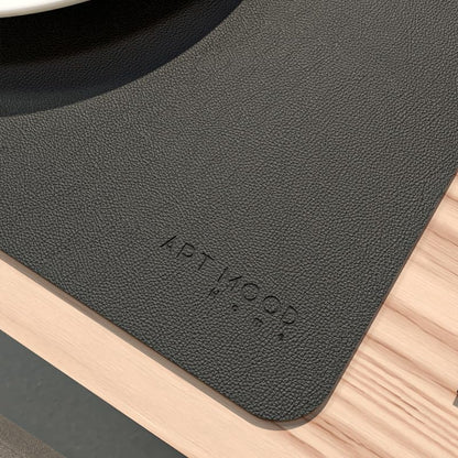 Leather Placemats and Cover Holder - Set of 2 Placemats, 2 Cover Holders Durable for Dinner Plate, Dining Table