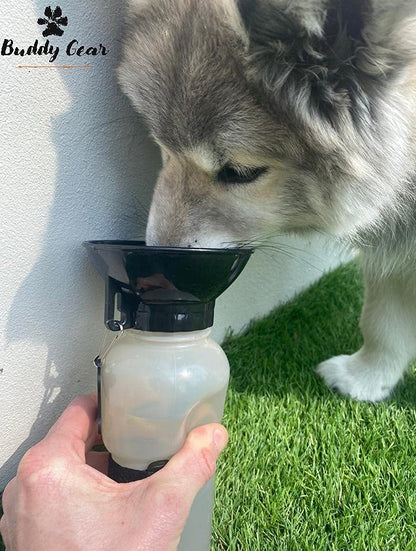 BUDDY GEAR - Travel Water Bowl Portable Dog Water Bottle Easy Carry BPA Free 520ml (Brown)