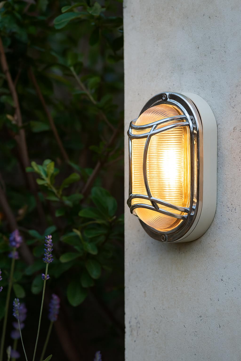 ابليك حائط مودرن أكريليك (كشاف حائط) – لون فضي – إضاءة قوي – تصميم ديكور مقاوم للكسر مناسب للممرات والواجهات ولااضاءه الخارجية