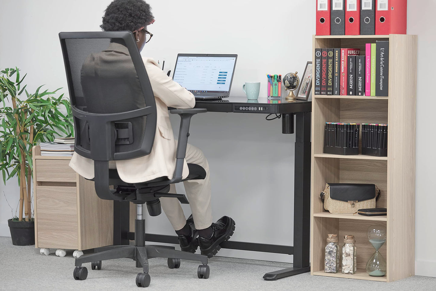 Iris Ohyama 4-Shelf Cabinet, Modern Wooden Storage Unit with Shelves, Versatile Bookcase or Side Furniture for Office, Living Room, Bedroom, Basic Storage Shelf CX-4, Light Brown